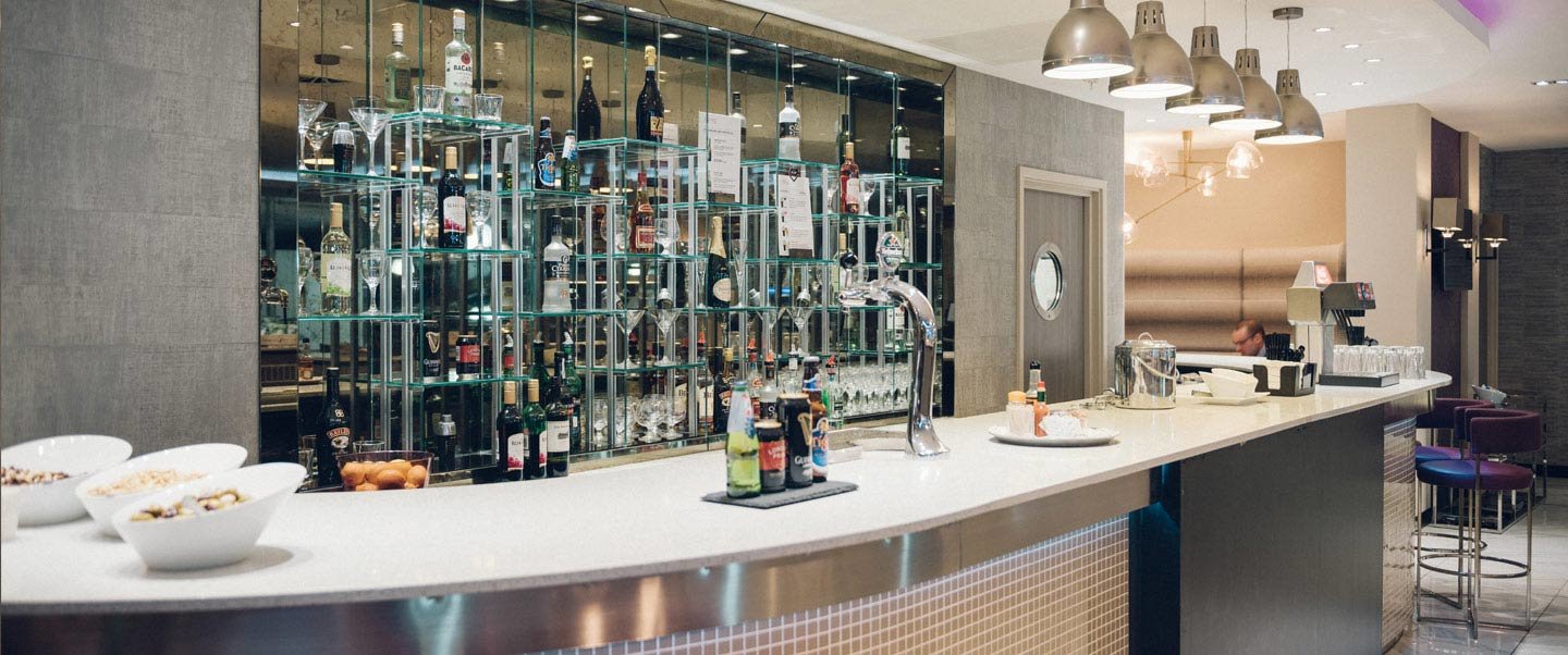 The Bar of the Aspire Airport Lounge in London Luton Airport