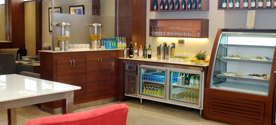 Complimentary drinks at the Aspire Airport Lounge in Jomo Kenyatta International Airport