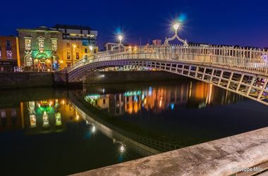 View of a bridge in Dublin at night