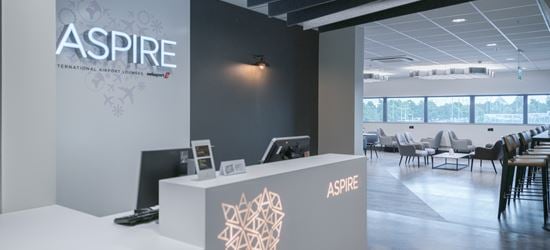 Aspire Front Desk at Birmingham Aspire Lounge South