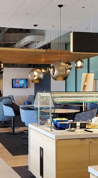 Ottawa Airport Lounge