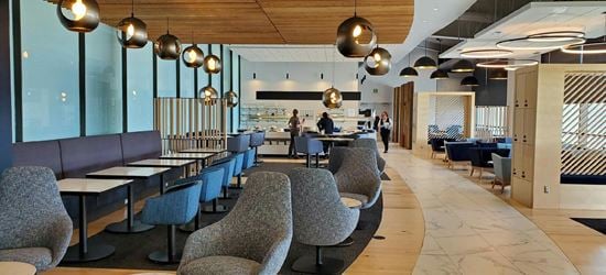 Ottawa Airport Aspire Salon Lounge